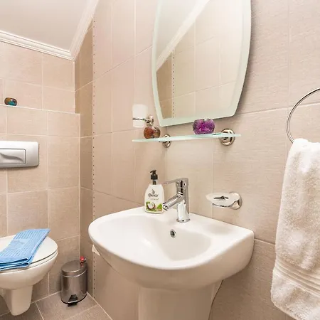 Duplex With Roof Terrace & Panoramic Sea View Apartman